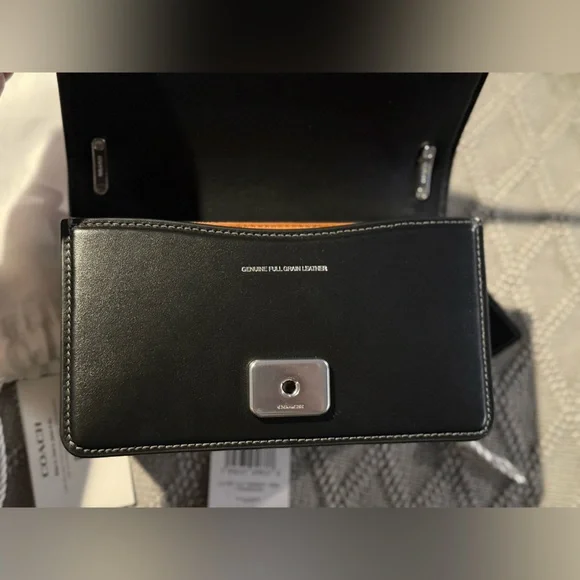 Coach Bandit crossbody black- Like New - Picture 2 of 16